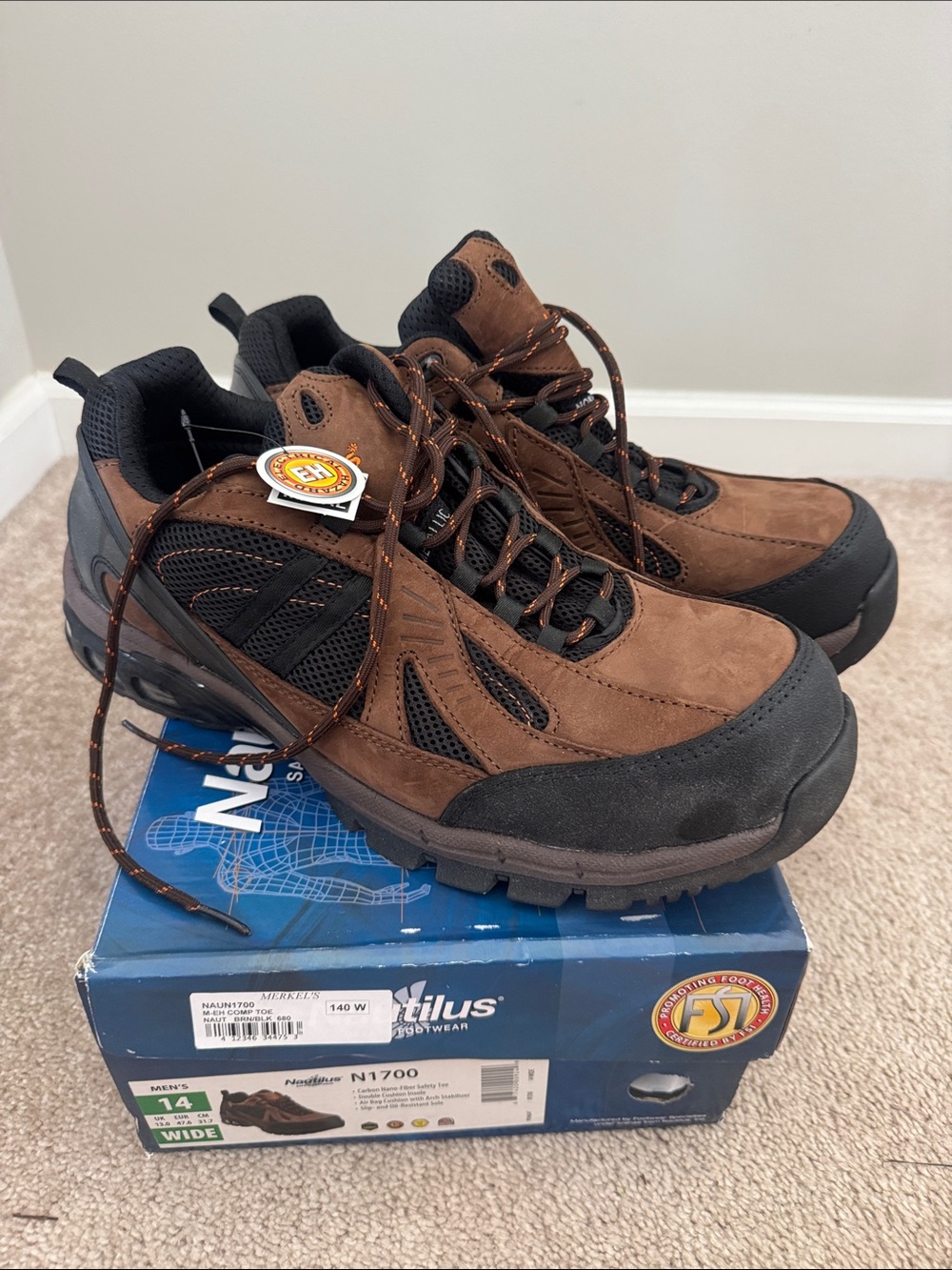Nautilus Mens safety footwear size 14 wide